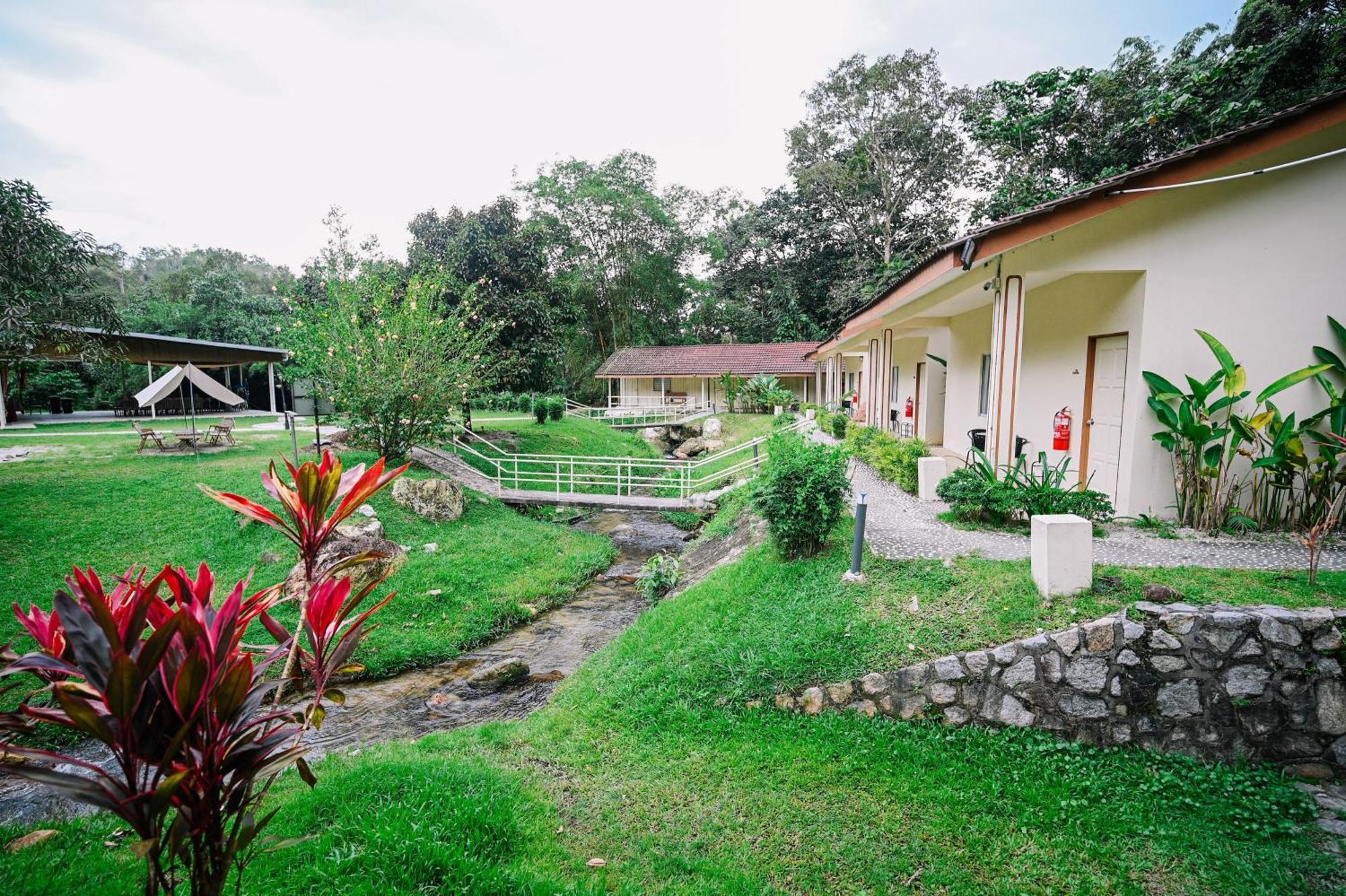 Lilla Rainforest Retreat - Hulu Langat Exterior foto